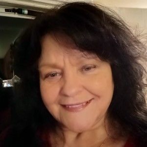 Meet your Posher, Linda